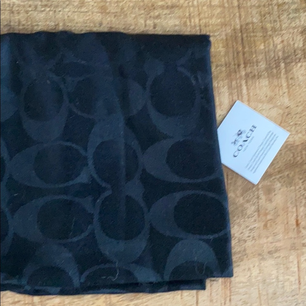 Coach Black BK F86011 Signature C Wrap Scarf NWT